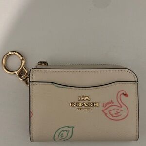 Coach Cream Swan Card Holder with Gold Hardware